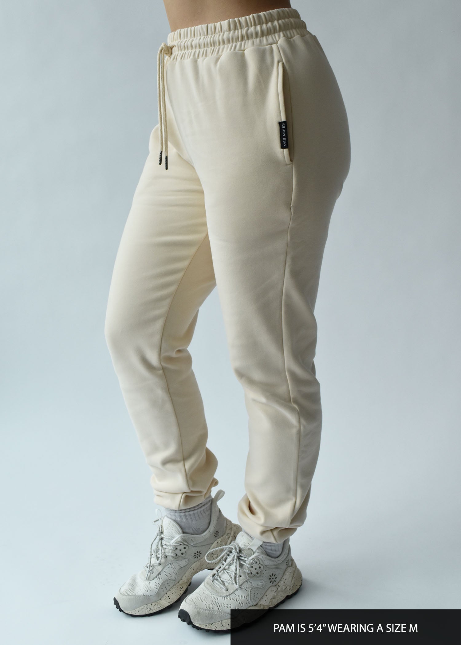 Essentials Sweatpants - Cream | MES AMIES