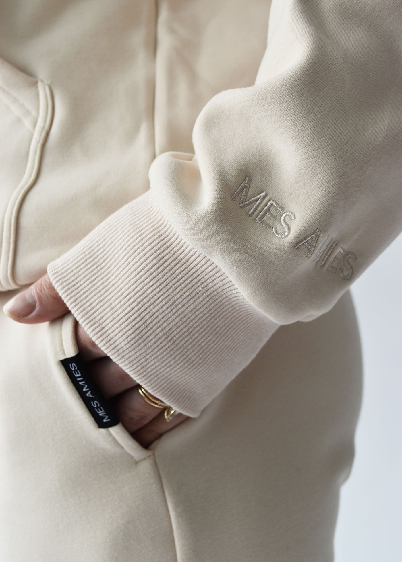 Essentials Quarter Zip - Cream | MES AMIES